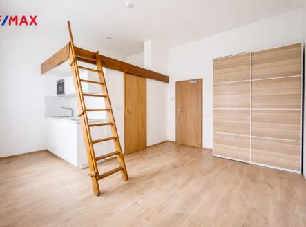 Pronájem bytu, 1+kk, 22 m²