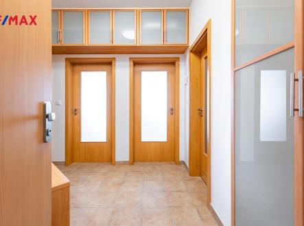 Pronájem bytu, 2+kk, 47 m²