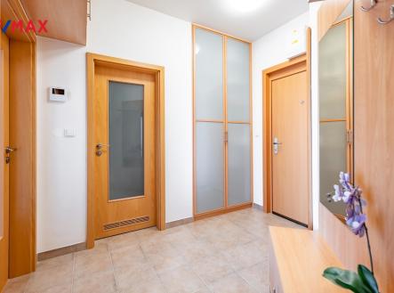 Pronájem bytu, 2+kk, 47 m²