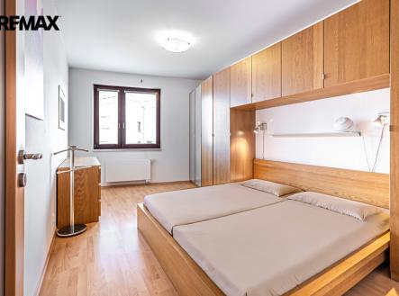 Pronájem bytu, 2+kk, 47 m²