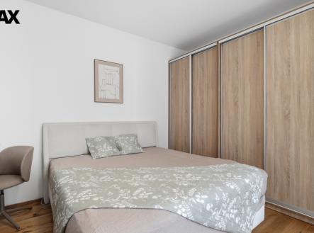 Pronájem bytu, 2+kk, 63 m²