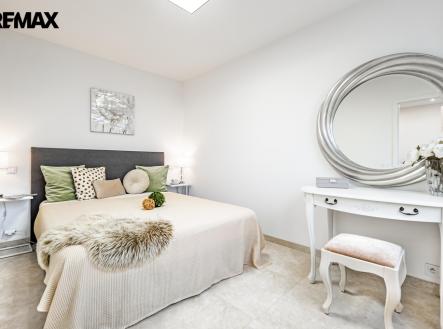 Pronájem bytu, 2+kk, 44 m²