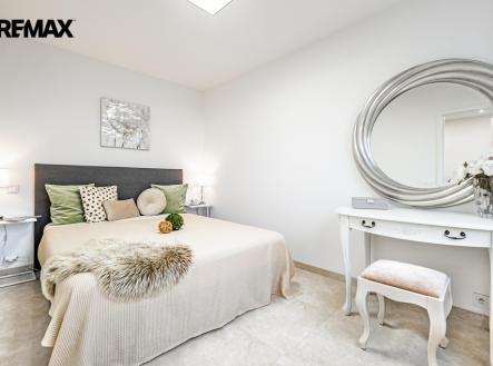 Pronájem bytu, 2+kk, 44 m²