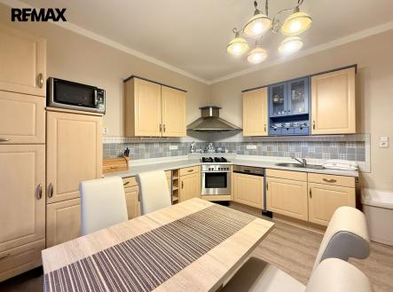 Pronájem bytu, 2+1, 70 m²