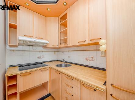 Pronájem bytu, 1+kk, 35 m²