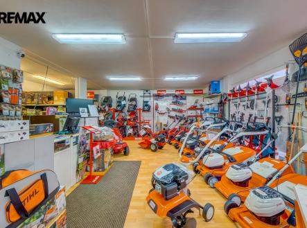 Prodej obchodní prostor, 240 m²