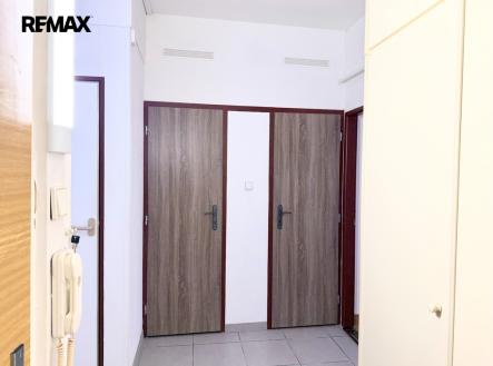 Pronájem bytu, 2+1, 75 m²