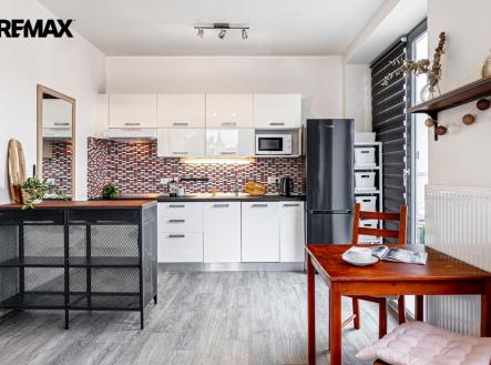 Prodej bytu, 2+kk, 3 504 m²