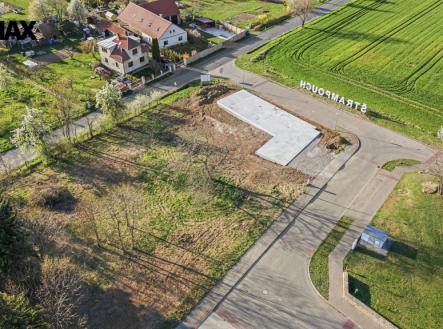 Prodej pozemku pro bydlení, 1 011 m²