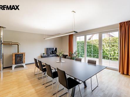 Prodej kanceláře, 284 m²