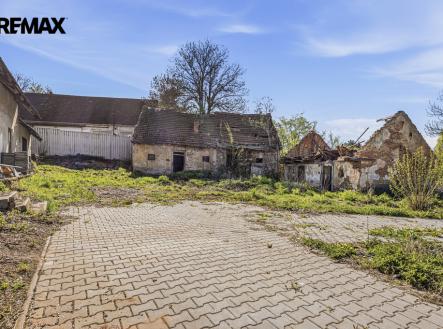 Prodej zemědělského objektu, 2 020 m²