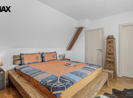 p1313680-1.jpg