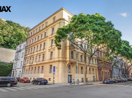 Pronájem bytu, 3+kk, 73 m²