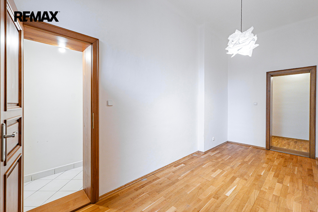 p1472408-1.jpg