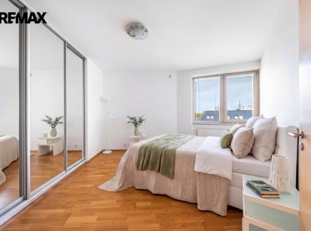 Pronájem bytu, 4+kk, 116 m²