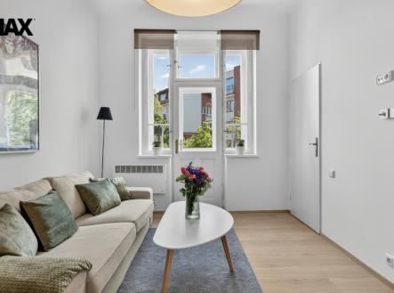 Pronájem bytu, 2+kk, 38 m²