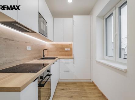Pronájem bytu, 2+kk, 47 m²