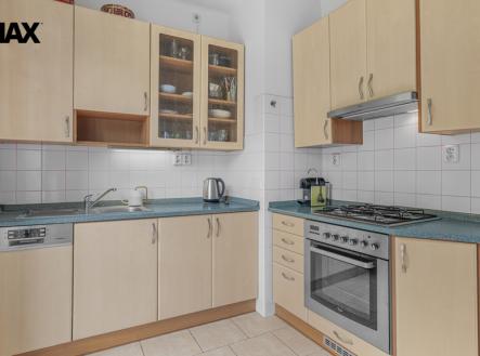 Pronájem bytu, 2+1, 56 m²
