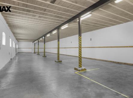 Pronájem jiné komerční nemovitosti, 1 500 m²