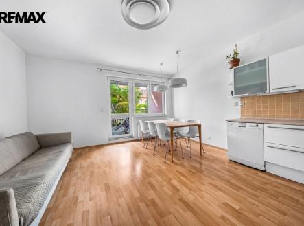 Pronájem bytu, 2+kk, 71 m²