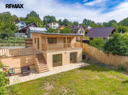 Chata k trvalému bydlení, 3kk, 120 m², Praha 9 – Hloubětín