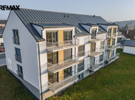Pronájem bytu, 1+kk, 31 m²