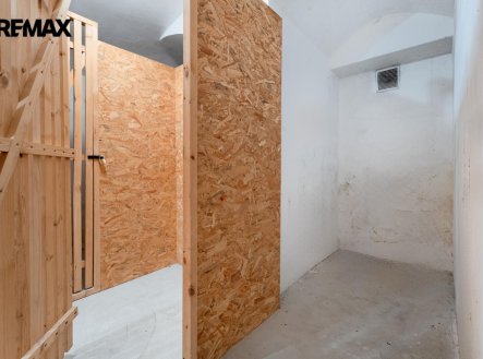 Prodej skladu, 2 m²