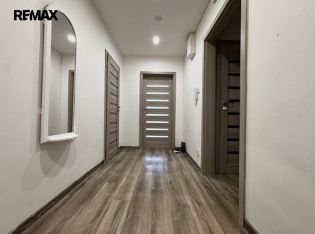 Pronájem bytu, 2+1, 59 m²