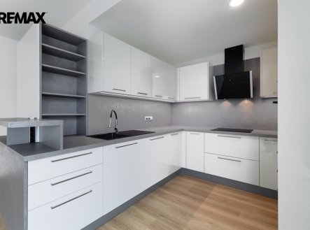 Prodej bytu, 3+kk, 112 m²