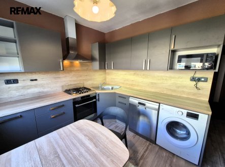 Pronájem bytu, 2+1, 63 m²