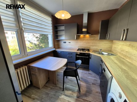 Pronájem bytu, 2+1, 63 m²