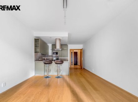Pronájem bytu, 1+kk, 40 m²