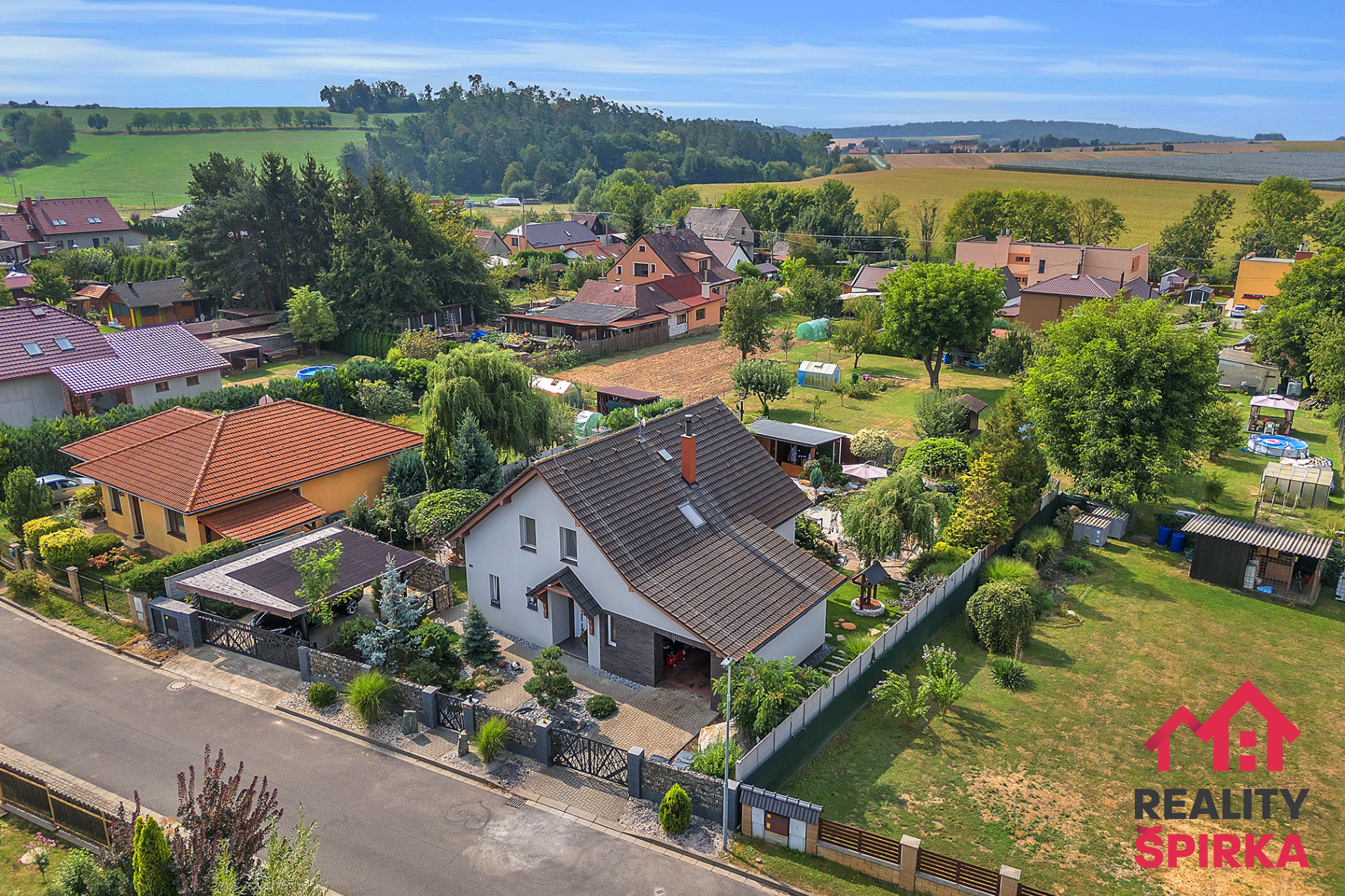 Prodej domu 4+kk s garáží, pozemek 909 m2, Klopina, okres Šumperk