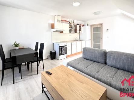 Pronájem bytu, 2+kk, 54 m²