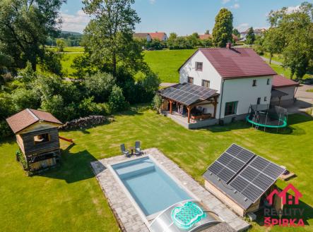 Prodej - dům/vila, 195 m²