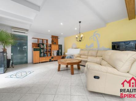 Prodej domu/vily, 275 m²