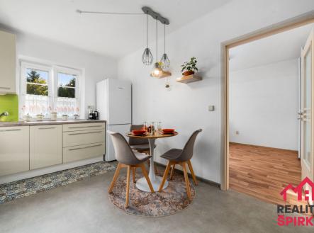 Prodej bytu, 3+1, 63 m²