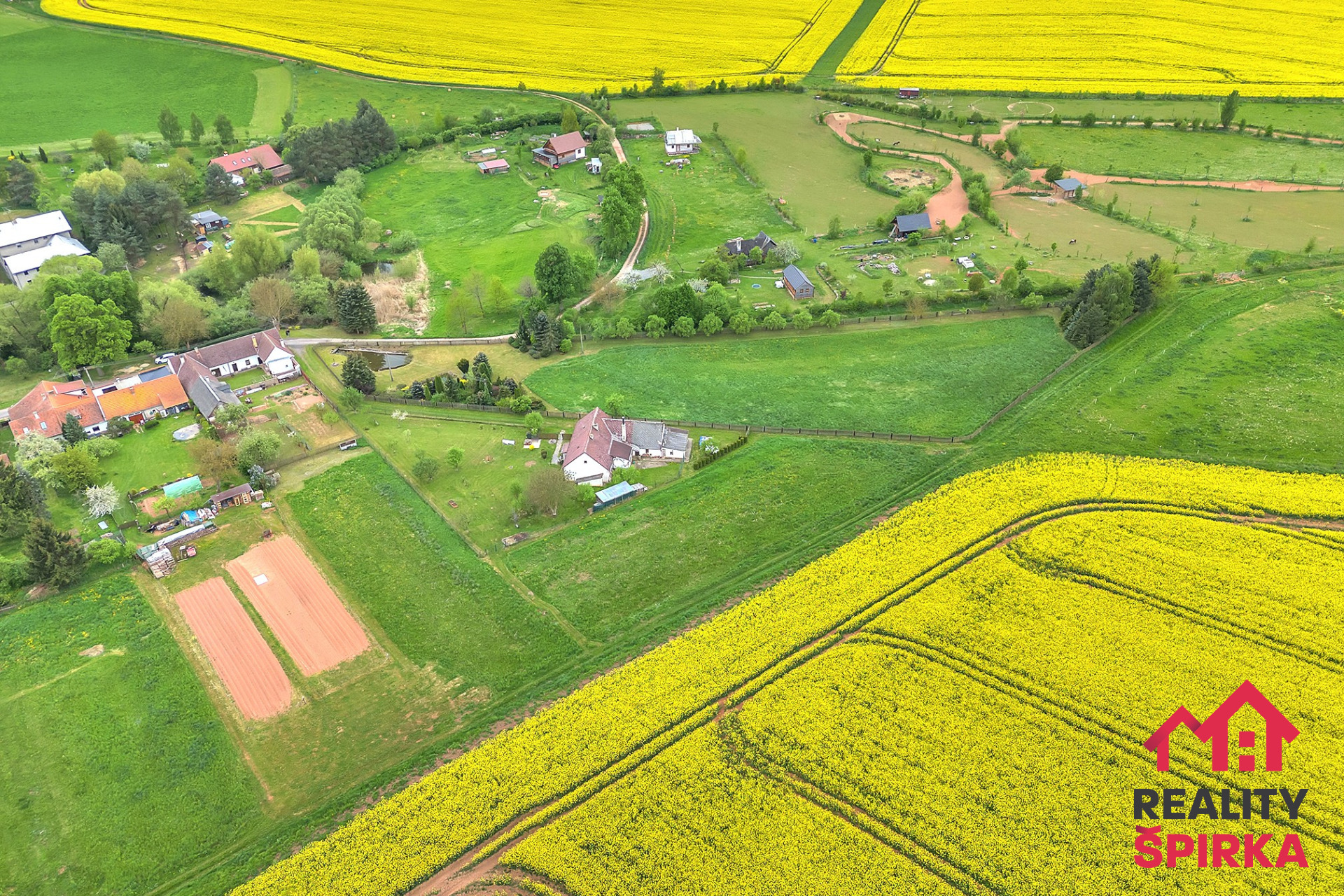 Prodej chalupy, pozemek 9.722 m2, obec Ludvíkov, okres Svitavy