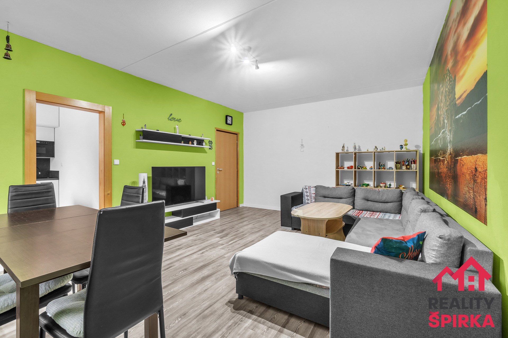 Prodej bytu 3+1, lodžie, CP 82 m2, OV, Svitavy, ul. Felberova