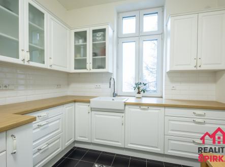 Prodej bytu, 3+1, 95 m²