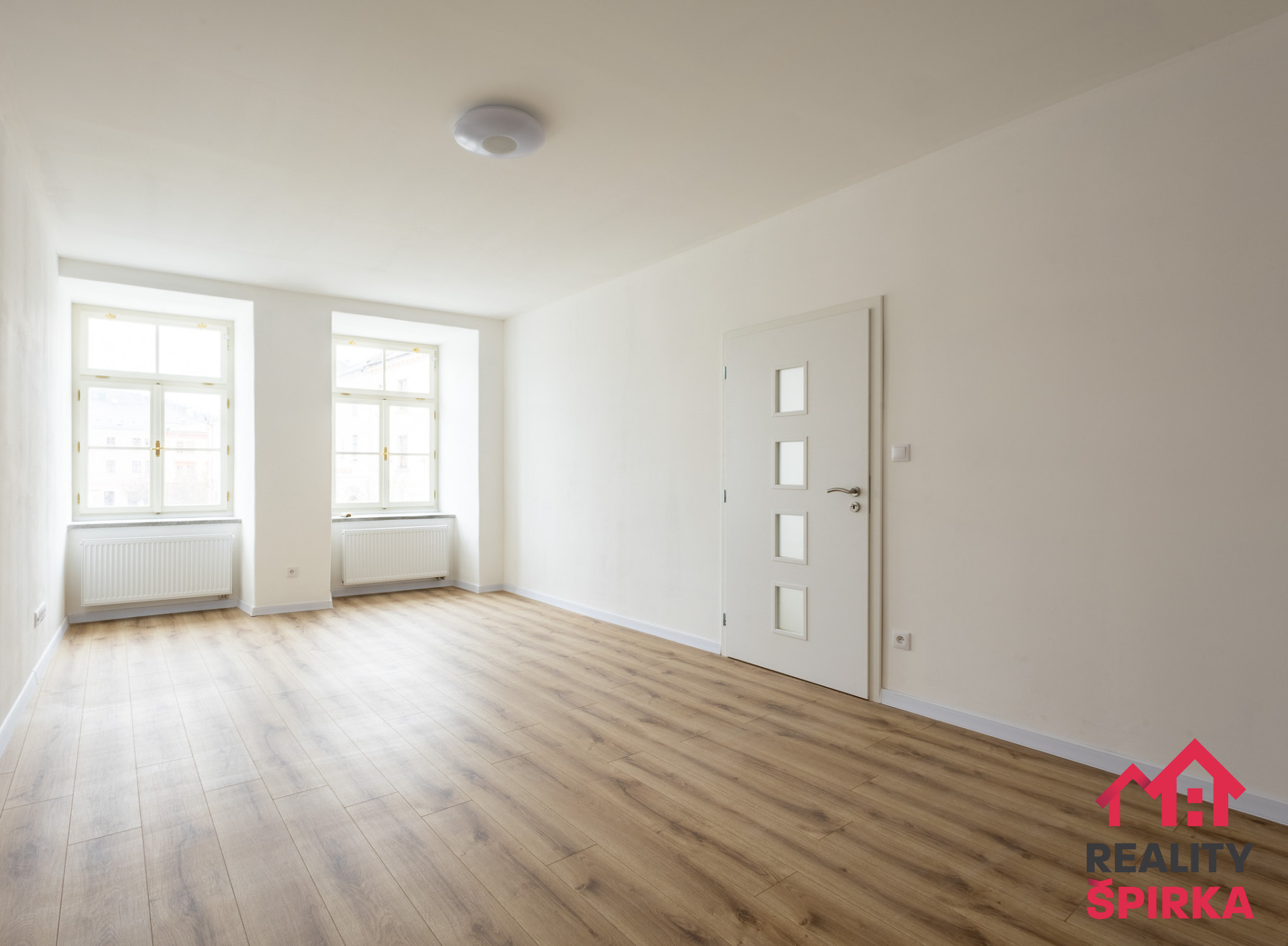 Pronájem byt 2+1 s komorou, CP 78 m², ul. nám. T. G. M. Moravská Třebová