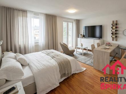 Pronájem bytu, 1+kk, 34 m²