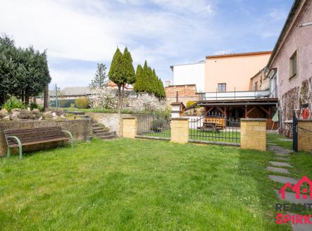 Prodej komerčního objektu, jiný, 455 m²