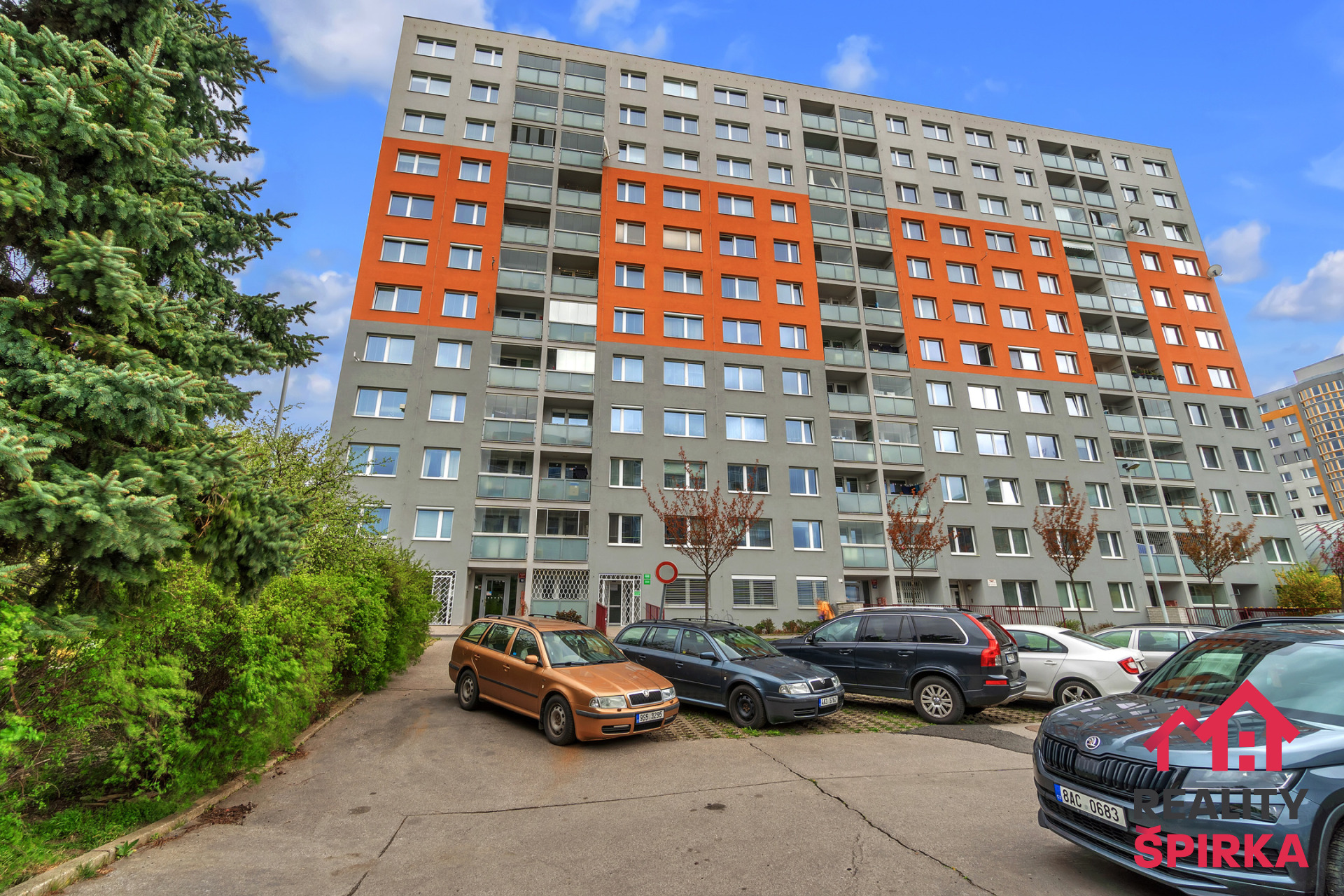 Prodej, byt 2+1, lodžie, garáž, ul. Makovského, Řepy, Praha 6