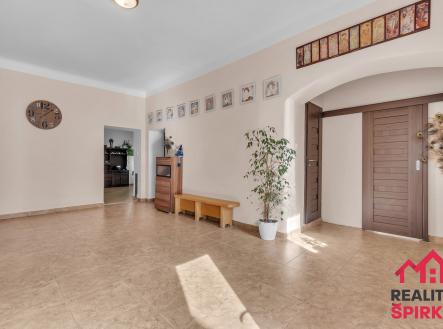 Prodej domu/vily, 405 m²
