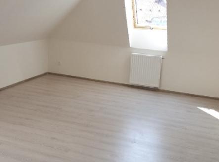 Pronájem bytu, 1+kk, 39 m²