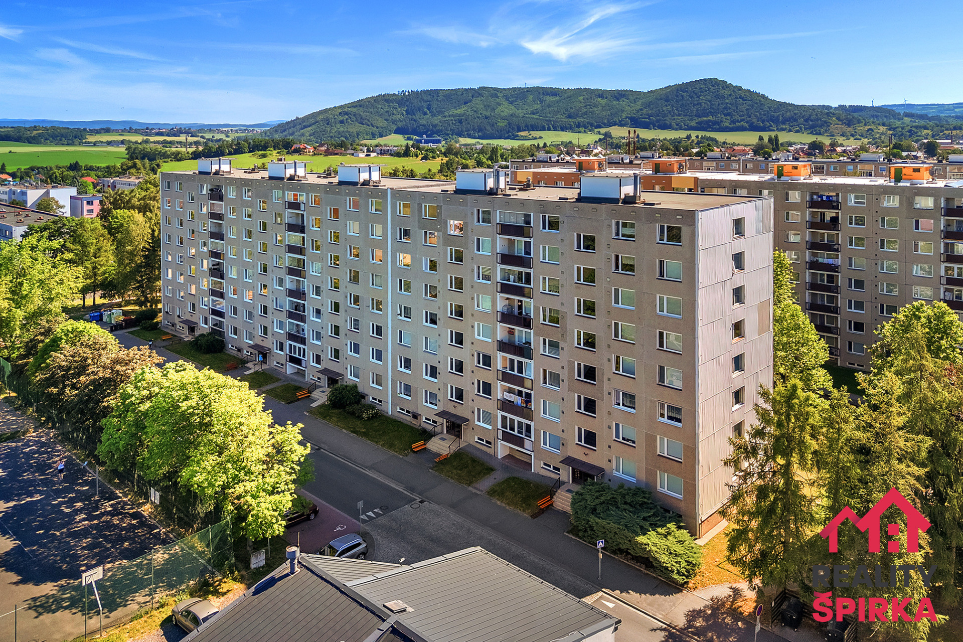 Prodej bytu 4+1, zasklená lodžie, balkon, sklep, CP 87 m², ul. Západní, Moravská Třebová