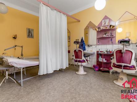 Pronájem obchodní prostory, 57 m²