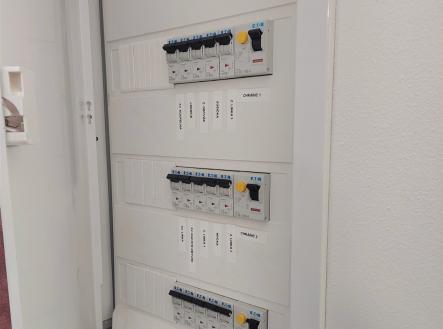 Prodej bytu, atypický, 90 m²