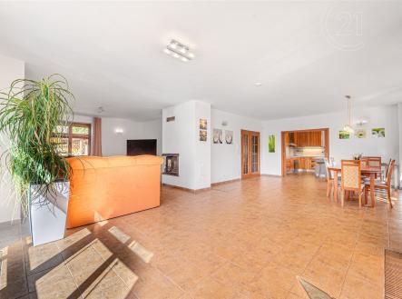 Prodej domu/vily, 327 m²